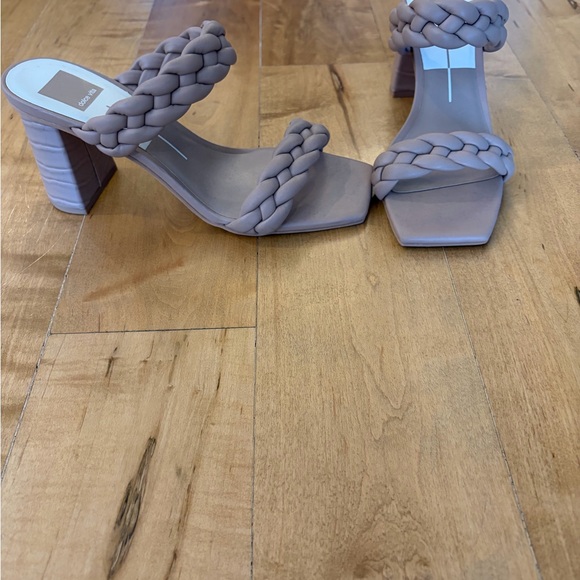 Dolce Vita Women's Braided Taupe Sandals sz 8.5 - Picture 2 of 4